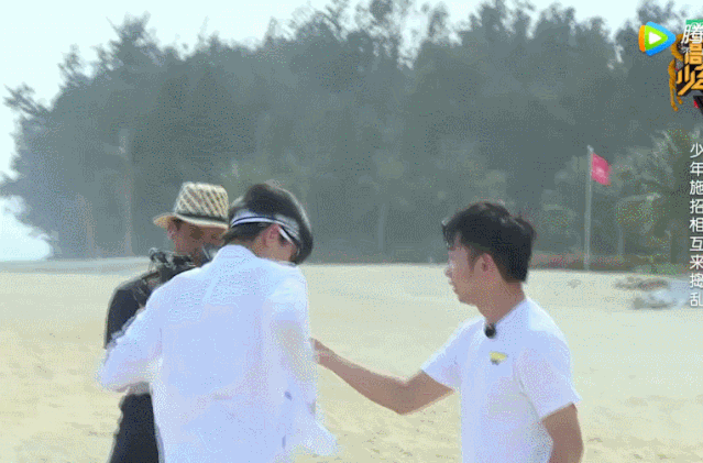 8.gif