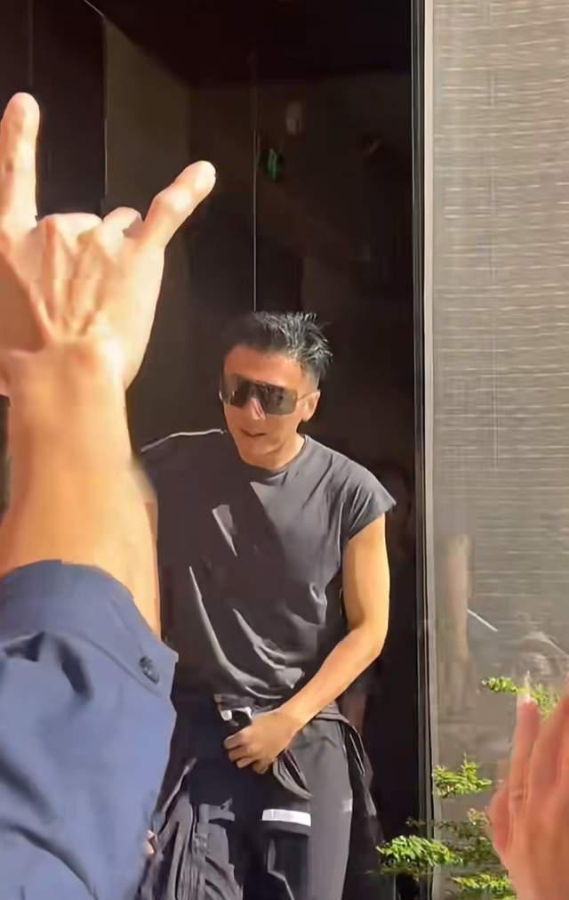 4.jpeg