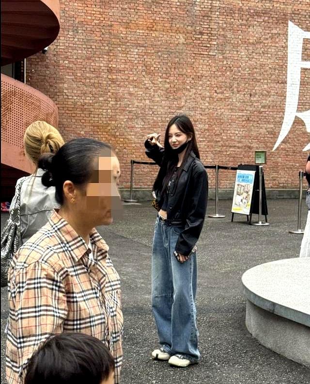 4.jpeg